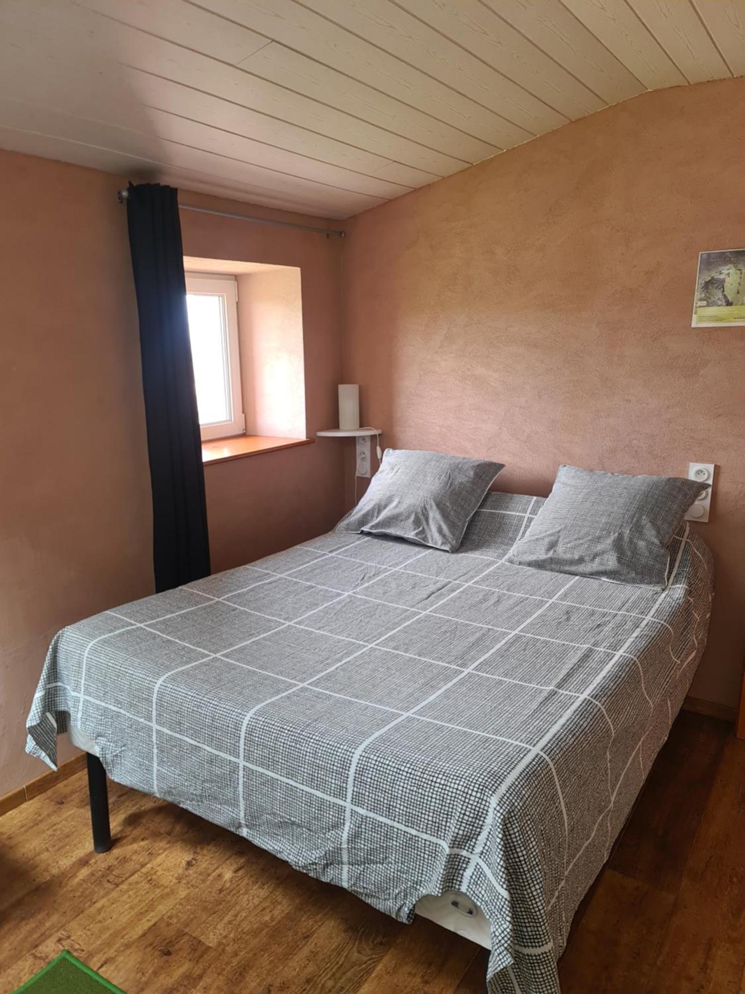 Gite Chez Tiane Saint-Flour-L'Etang Экстерьер фото